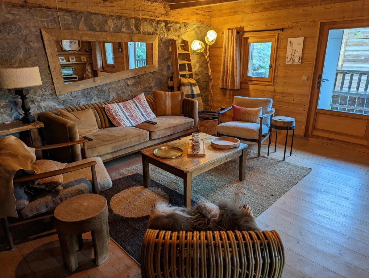Bas De Chalet Au Coeur Des Aravis, Entre Lac Et Montagne Сен-Жан-де-Сикст Экстерьер фото